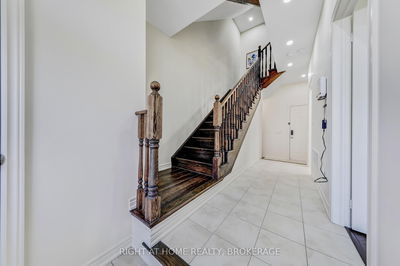 503 Dundas St, Oakville - Joshua Meadows image-0-3