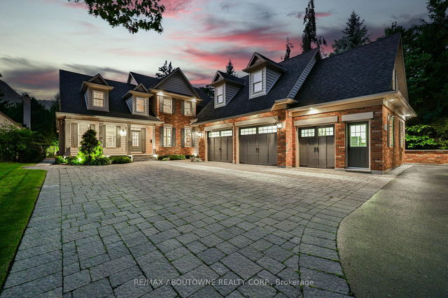 3105 Lakeshore Road