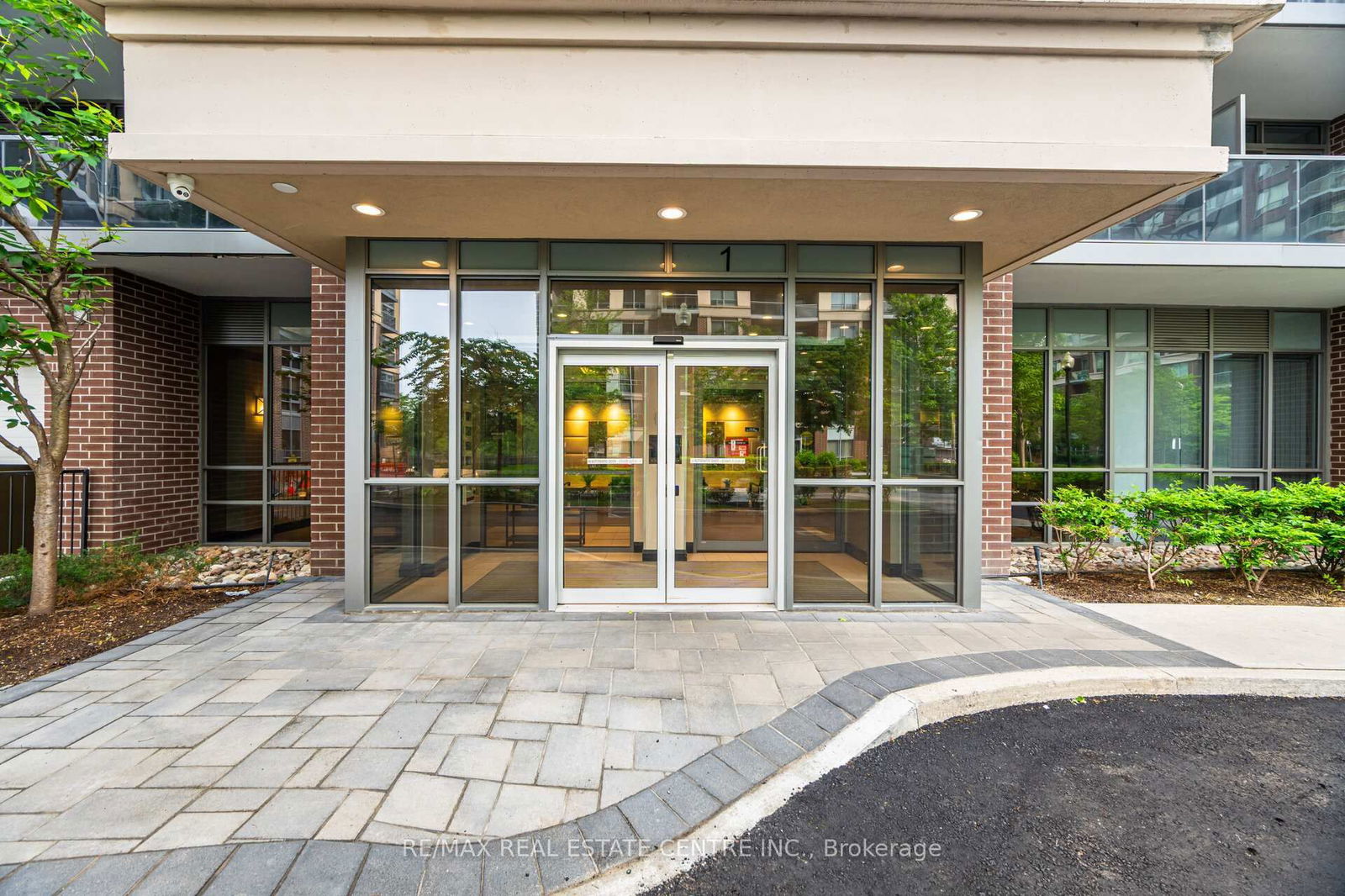 Condo for sale at 613-1 Michael Power Place, Toronto, Islington-City Centre West, M9A 0A1 - MLS: W12203042