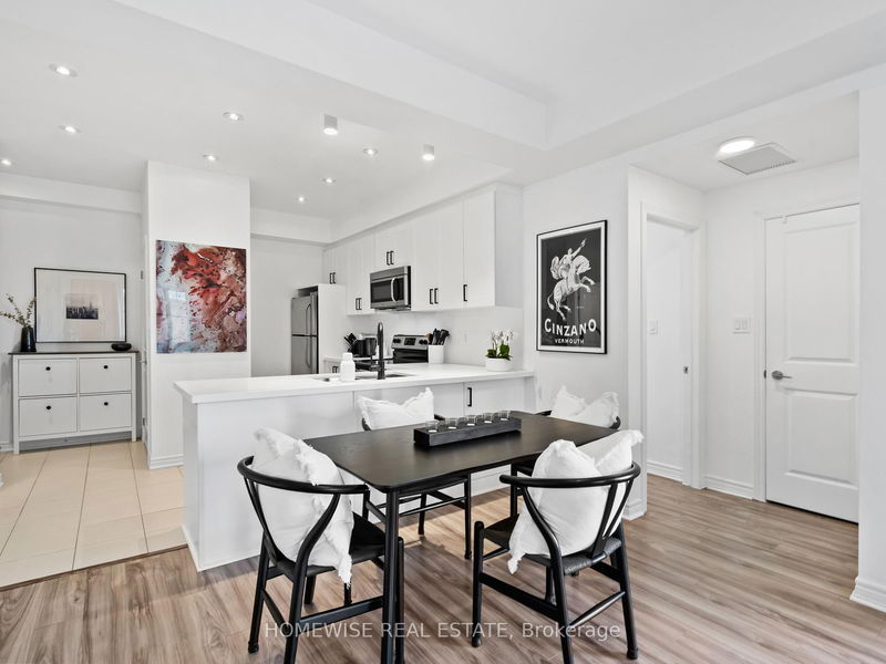 Unit 304 — 2338 Taunton Rd, Oakville - River Oaks image-0-0