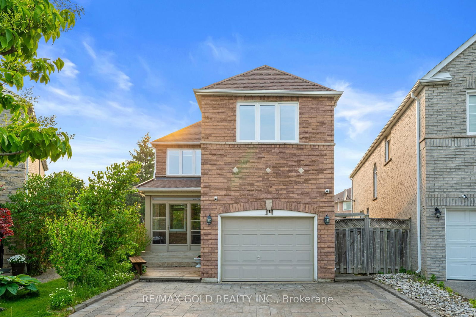 Detached House for sale at 14 Twisted Oak Street, Brampton, Ontario, L6R 1T1 - Sandringham-Wellington - MLS: W12203195