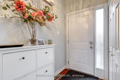 Unit 4 — 1536 Sixth Line, Oakville - College Park image-0-1