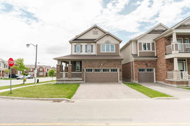 974 Penson Crescent