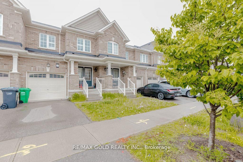 Townhouse for sale at 475 Queen Mary Drive, Brampton, Ontario, L7A 0C7 - Northwest Brampton - MLS: W12203256