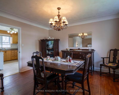10 Highland Rd, Oakville - Central image-0-4