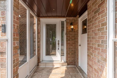 5866 Shay Downs, Mississauga - Streetsville image-0-3
