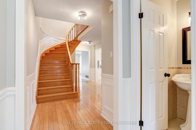 5866 Shay Downs, Mississauga - Streetsville image-0-4
