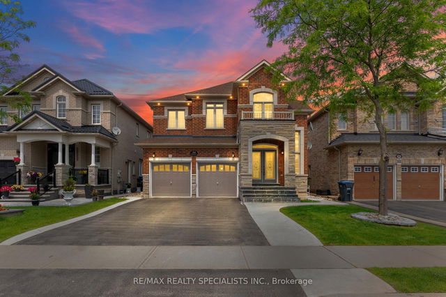54 Dovehaven Crescent