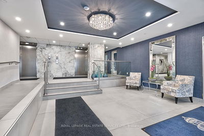 Unit 808 — 2263 Marine Dr, Oakville - Bronte image-0-4