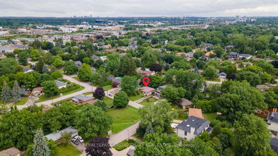 535 Taplow Cres, Oakville - Bronte image-0-4
