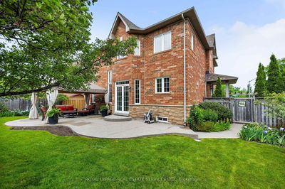 2145 Woodgate Dr, Oakville - Westmount image-0-1