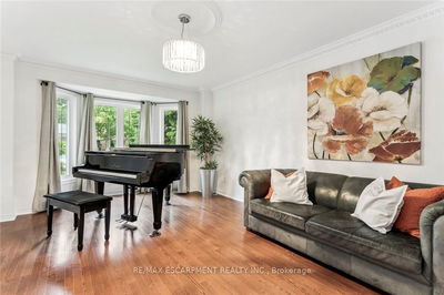 2143 Brays Lane, Oakville - Glen Abbey image-0-3