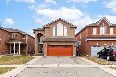2530 Nichols Dr, Oakville - Wedgewood Creek