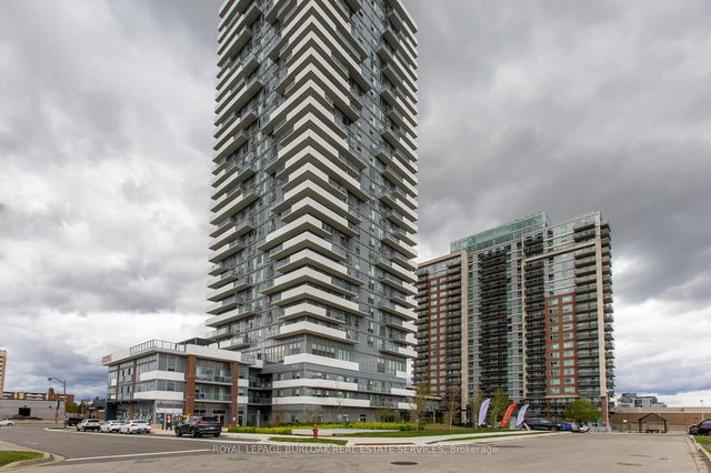 602 - 215 Queen Street