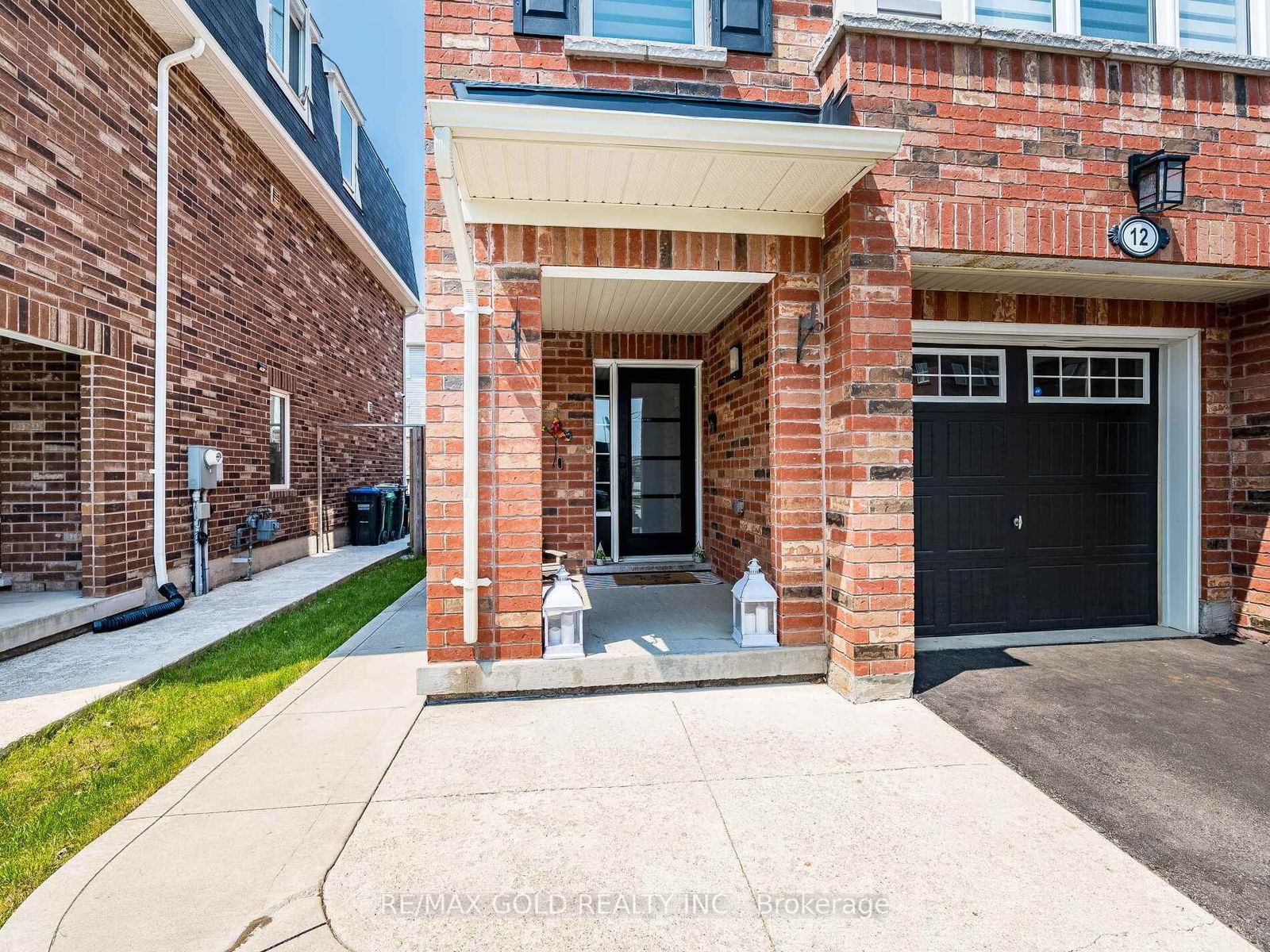 Townhouse for sale at 12 AFFLECK Road, Brampton, Ontario, L7A 3Y8 - Northwest Brampton - MLS: W12204304