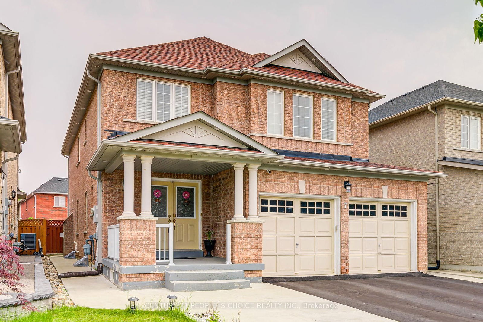 Detached House for sale at 7 Heathbrook Avenue, Brampton, Ontario, L6P 2N1 - Bram East - MLS: W12204372