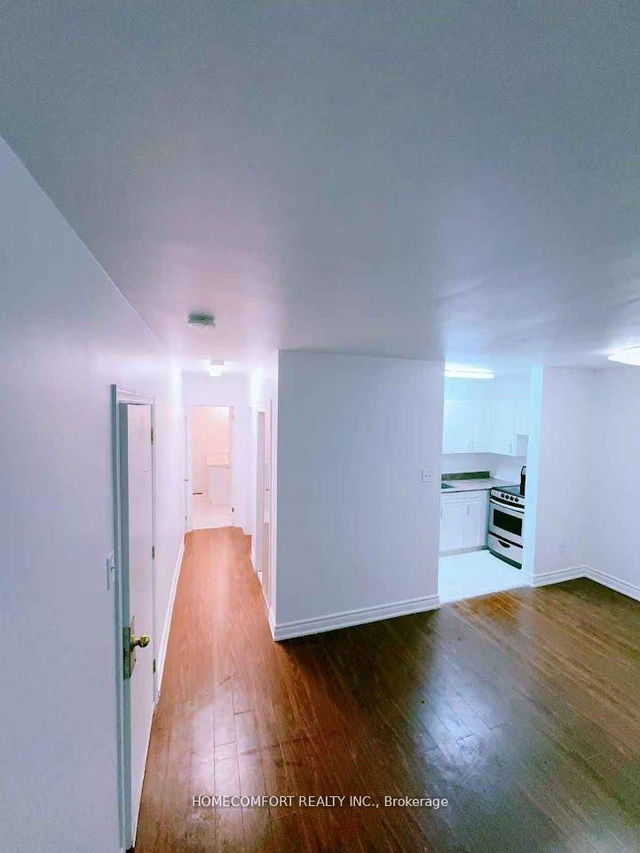 unit 2 - 2284 Islington Avenue