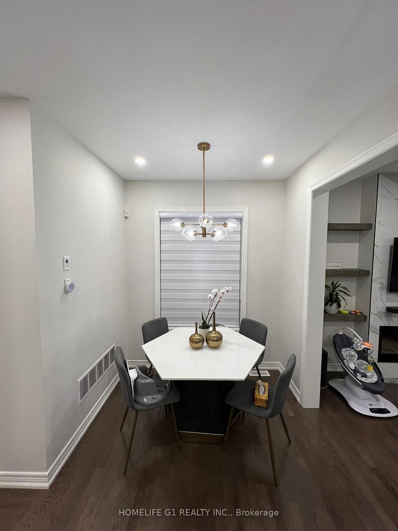 112 Emerald Coast Tr, Brampton, L7A 5A7 | Image 3