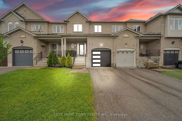 615 Willmott Crescent