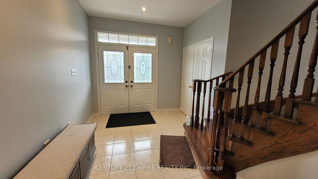 Upper - 54 Cape Dorset Crescent