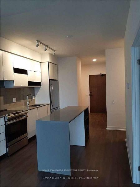 605 - 4065 Confederation Parkway