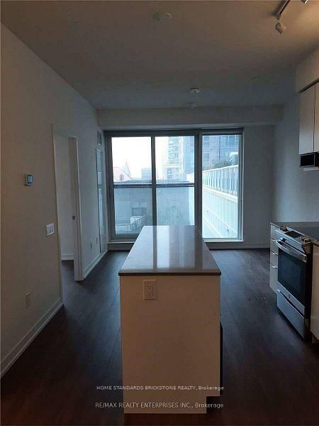 605 - 4065 Confederation Parkway