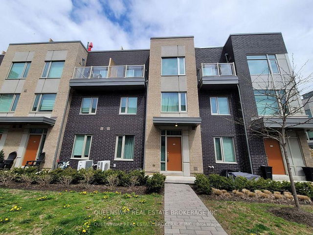 30 - 22 Applewood Lane