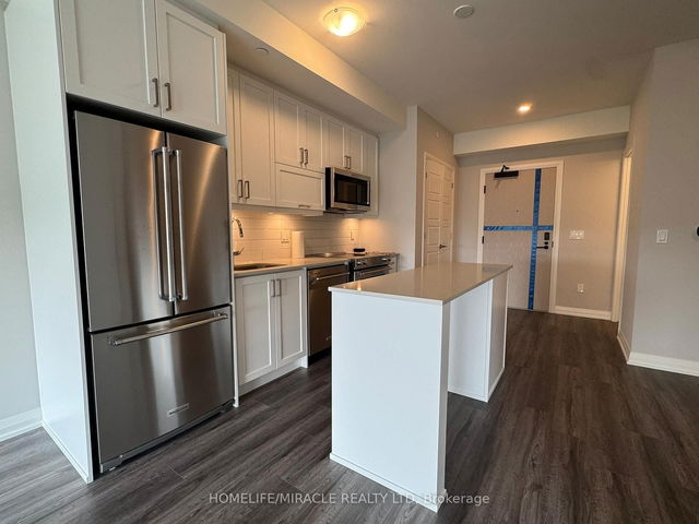 414 - 3006 William Cutmore Boulevard
