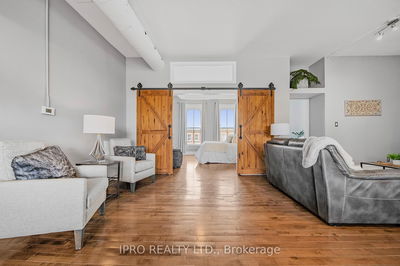 Unit 2 — 166 Broadway Ave, Orangeville - Orangeville image-0-3