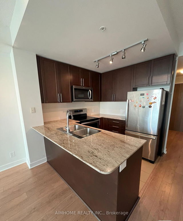 1907 - 3985 Grand Park Drive