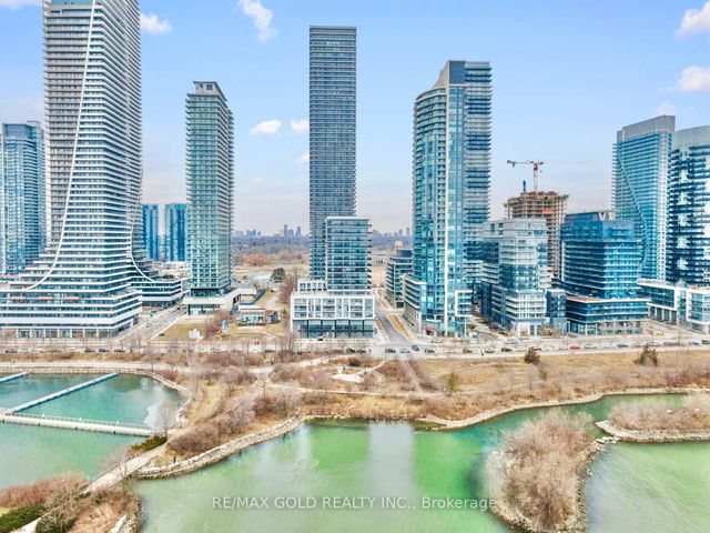 4410 - 38 Annie Craig Drive