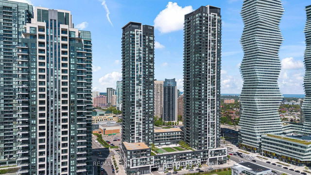 1403 - 510 Curran Place