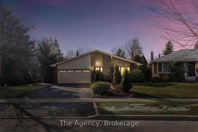 3236 Cedartree Crescent
