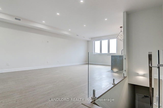 Upper - 82 Livingstone Avenue