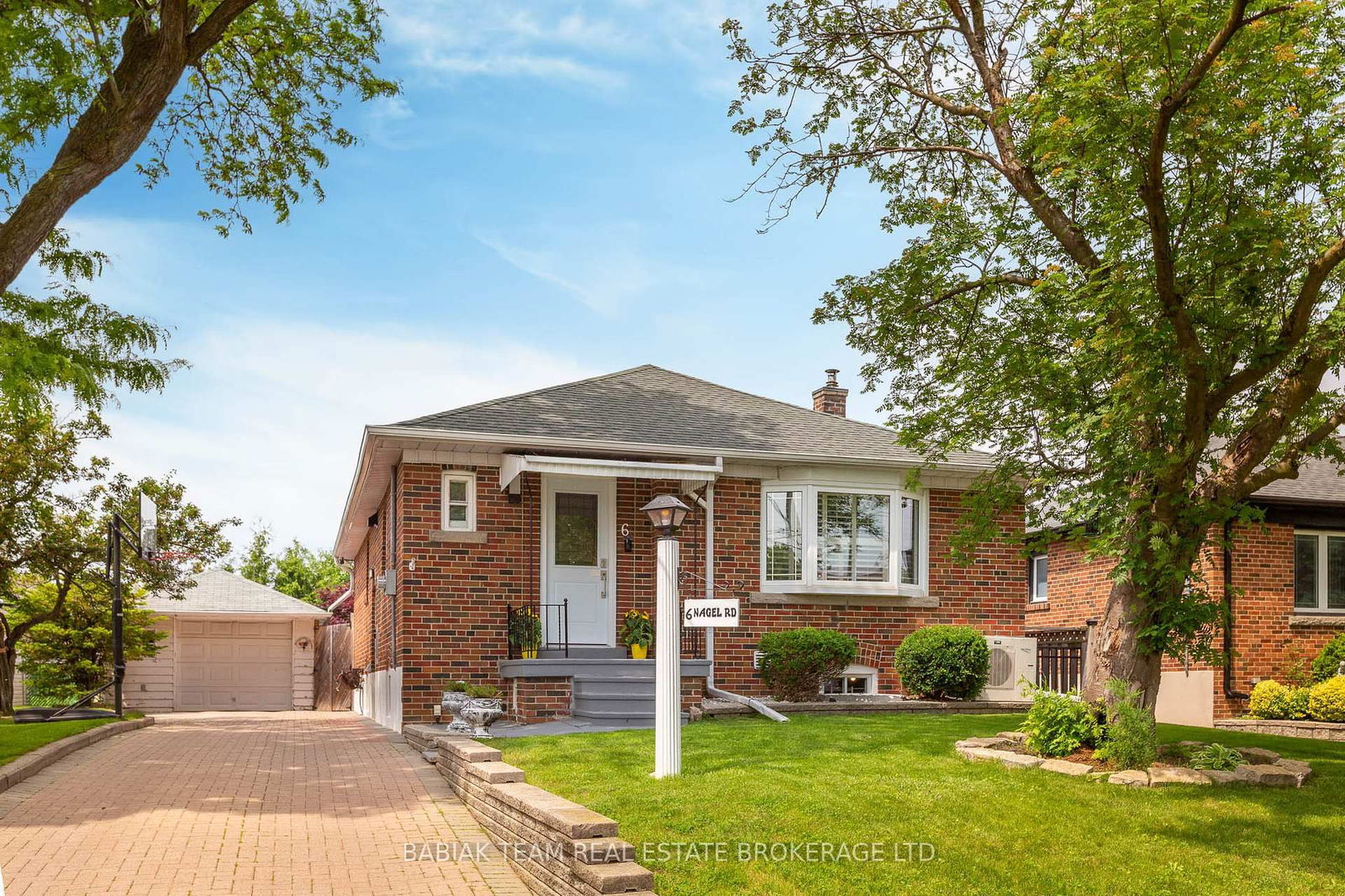 Detached House for sale at 6 Nagel Road, Toronto, Downsview-Roding-CFB, M3M 1X8 - MLS: W12207831