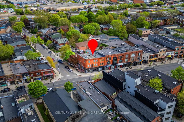 3048 Dundas Street W