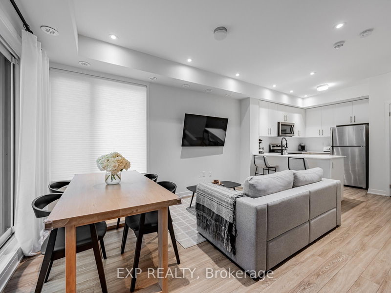 18 - 3409 Ridgeway Dr, Mississauga, L5L 0B9 | Image 2