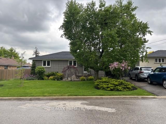 4 Weldon Court