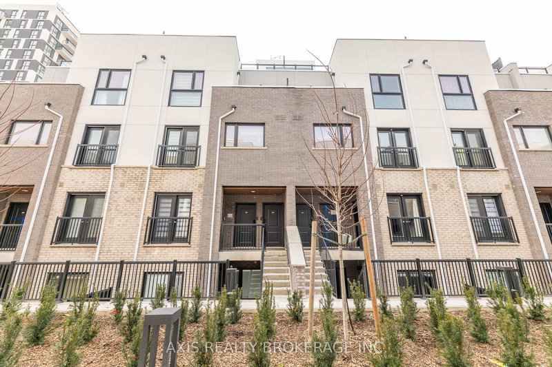 324 - 349 Wheat Boom Dr, Oakville, L6H 7X5 | Image 3