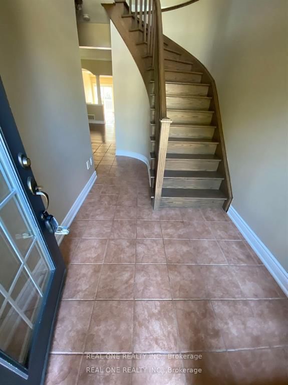 2460 Felhaber Crescent