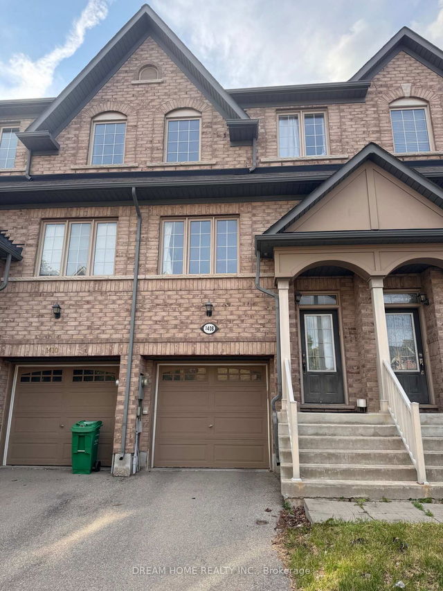 1408 Granrock Crescent