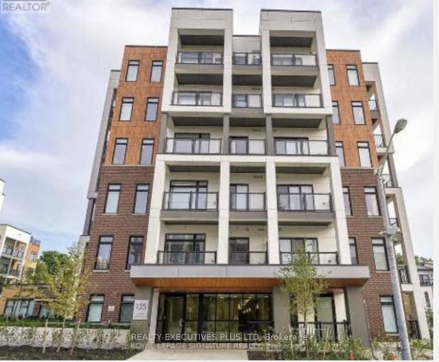 606 - 135 CANON JACKSON Drive
