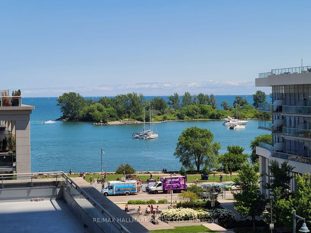 613 - 2121 Lake Shore Boulevard