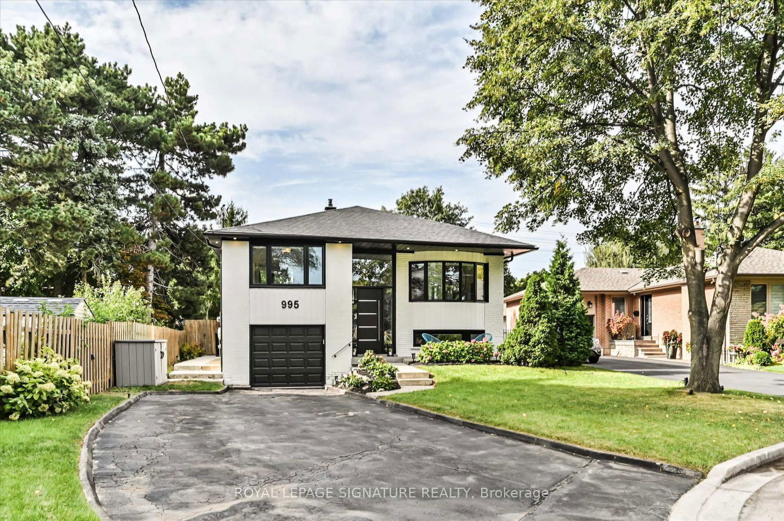 Detached House for sale at 995 Dormer Street, Mississauga, Ontario, L5E 1T7 - Lakeview - MLS: W12209353