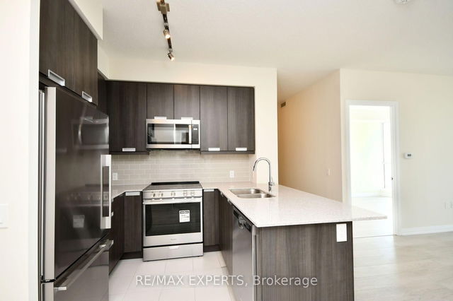 2915 - 35 Watergarden Drive