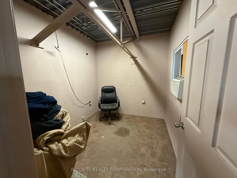 31 - 366 Revus Ave, Mississauga, L5G 4S5 | Image 3