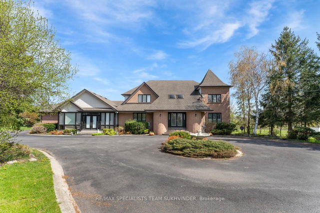 22 Bowman Avenue