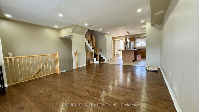 61 - 3056 Eglinton Avenue W