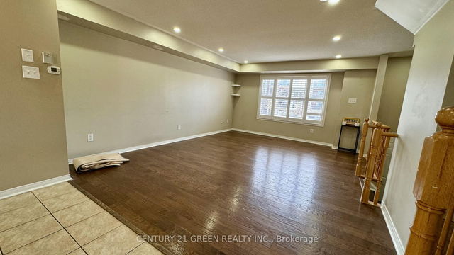 61 - 3056 Eglinton Avenue W
