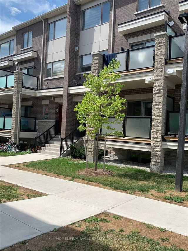 7 - 240 Lagerfeld Drive
